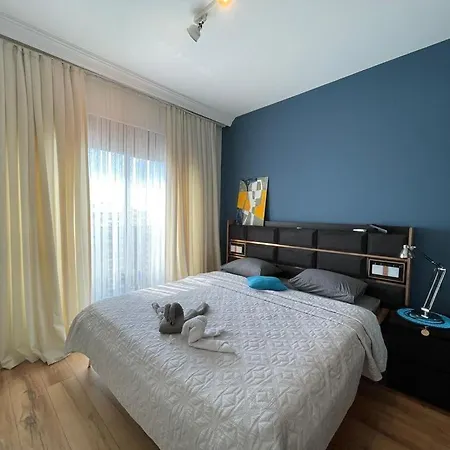 Kurt Safir Euro 21 2 Pluse 1 Mahmutlar 阿拉尼亚